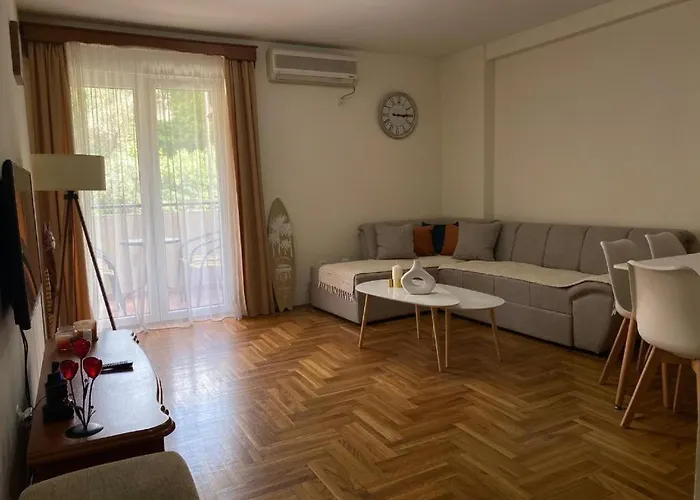 Budva Central Vibe